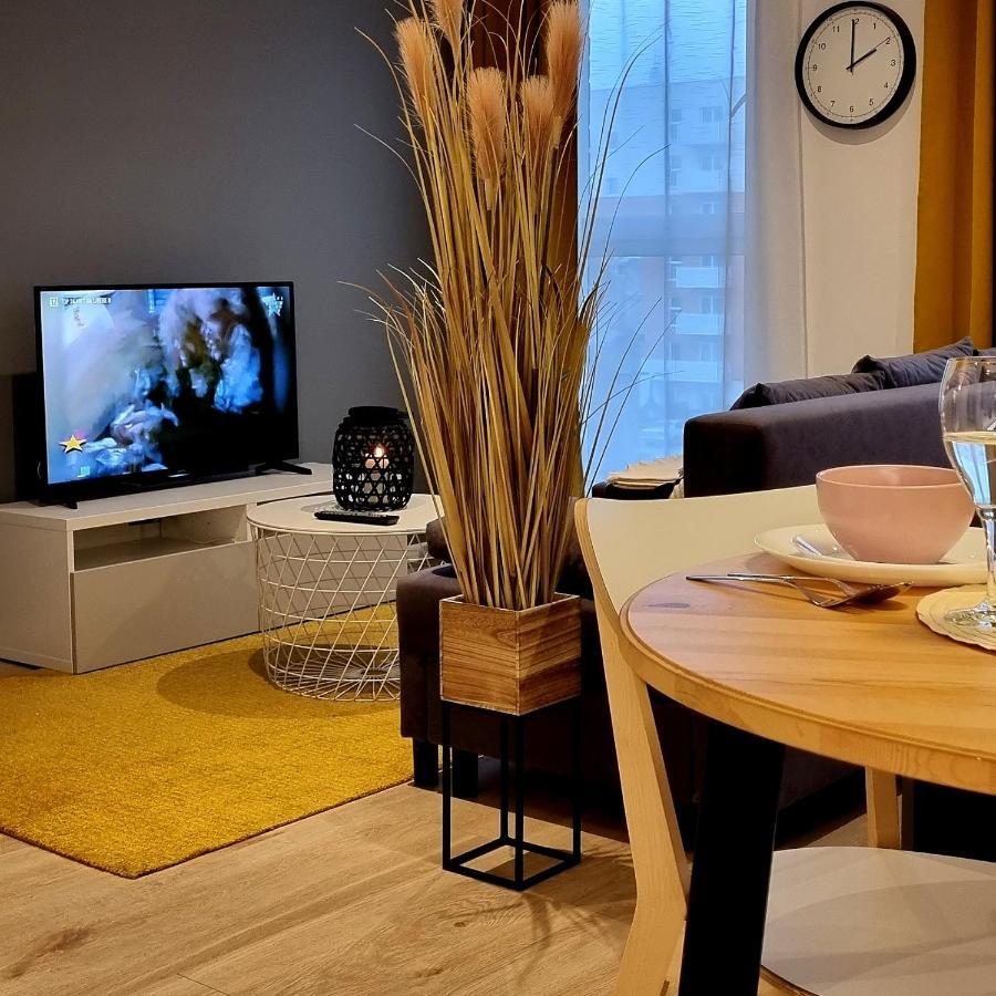 Apple - Wróblewskiego Prywatne Miejsce Parkingowe Apartament Łódź