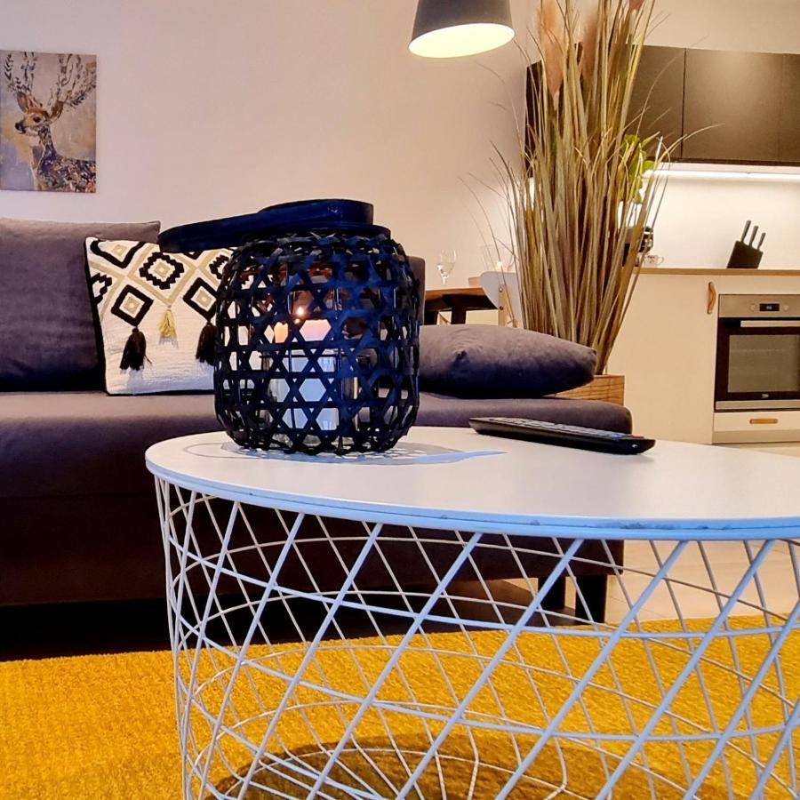 Apartment Apple - Wroblewskiego Prywatne Miejsce Parkingowe Lodz (Lodz)